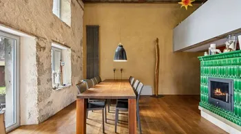 Charmantes 5.5-Zi.-Doppeleinfamilienhaus in Küttigen