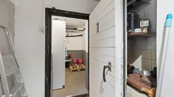 Zentrales Wohn-/Geschäftshaus mit 3 Wohnungen in Schöftland