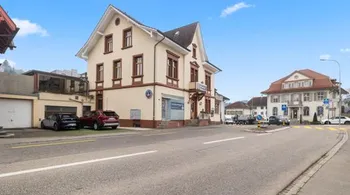 Zentrales Wohn-/Geschäftshaus mit 3 Wohnungen in Schöftland