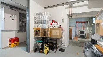 Zentrales Wohn-/Geschäftshaus mit 3 Wohnungen in Schöftland