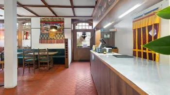 Zentrales Wohn-/Geschäftshaus mit 3 Wohnungen in Schöftland