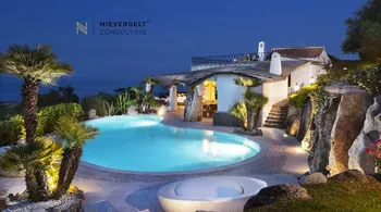 7-Zimmer-Villa mit Meerblick und Pool in San Teodoro kaufen