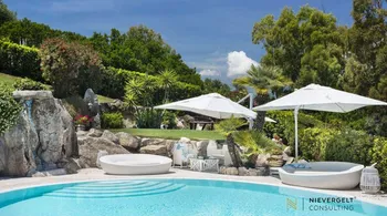 7-Zimmer-Villa mit Meerblick und Pool in San Teodoro kaufen