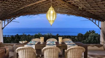 7-Zimmer-Villa mit Meerblick und Pool in San Teodoro kaufen