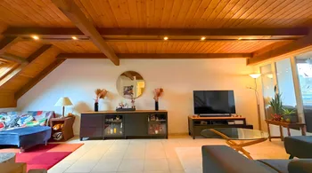 3.5-Zimmer-Maisonette mit Cheminée und Balkon in Lupfig