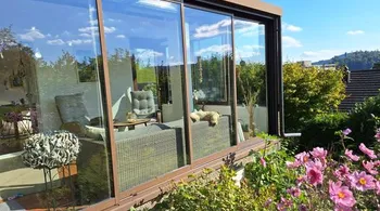 8-Zimmer-Haus mit Wintergarten und Panoramablick auf Gränichen & die Berge