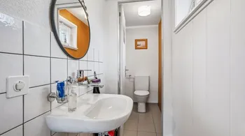 8-Zimmer-Haus mit Wintergarten und Panoramablick auf Gränichen & die Berge