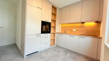 Kernsanierte 3.5-Zimmer Wohnung im Erstbezug