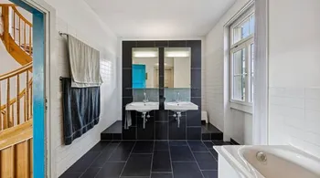 Jugendstilvilla in Reinach mit aussergewöhnlichem Parkgarten