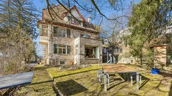 Jugendstilvilla in Reinach mit aussergewöhnlichem Parkgarten