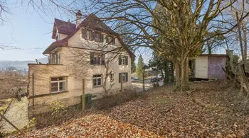 Jugendstilvilla in Reinach mit aussergewöhnlichem Parkgarten