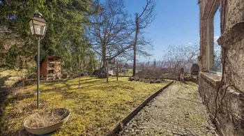 Jugendstilvilla in Reinach mit aussergewöhnlichem Parkgarten