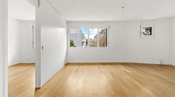 Grosszügiges Wohnen im 5½ Zimmer Reihenhaus in direkter Seenähe