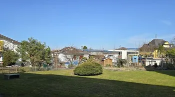 Frisch renovierte 4.5 Zi.-Wohnung direkt neben Kindergarten- & Grundschule