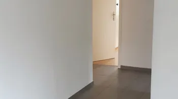 Frisch renovierte 4.5 Zi.-Wohnung direkt neben Kindergarten- & Grundschule