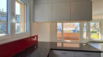 Frisch renovierte 4.5 Zi.-Wohnung direkt neben Kindergarten- & Grundschule