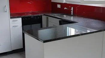 Frisch renovierte 4.5 Zi.-Wohnung direkt neben Kindergarten- & Grundschule