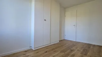 Frisch renovierte 4.5 Zi.-Wohnung direkt neben Kindergarten- & Grundschule