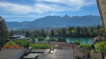 Exklusives Wohnen für junge Luxusliebhaber – ALLES ANDERS ALS 08/15