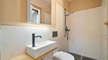 Freistehendes 3-Zimmer-Holzhaus mit Weitsicht in Galgenen