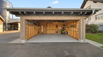 Freistehendes 3-Zimmer-Holzhaus mit Weitsicht in Galgenen