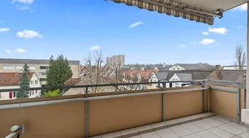 Helle 3.5-Zimmer-Wohnung mit Balkon in Birsfelden kaufen