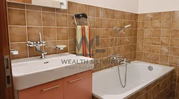 Chalet con terreno edificabile di 1387 m² e garage