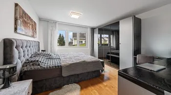 Greppen: 5.5-Zimmer-EG-Wohnung mit 35 m² Terrasse kaufen