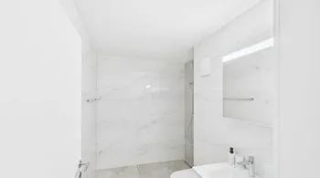 3-Familienhaus, saniert 2021, mit 2 Garagen in Trimbach