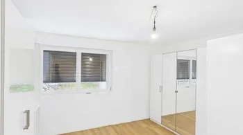 3-Familienhaus, saniert 2021, mit 2 Garagen in Trimbach