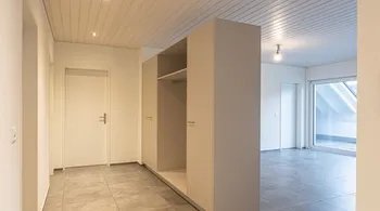 Helle 4.5-Zimmer-Dachwohnung mit Balkon in Nesselnbach