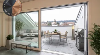 Helle 4.5-Zimmer-Dachwohnung mit Balkon in Nesselnbach