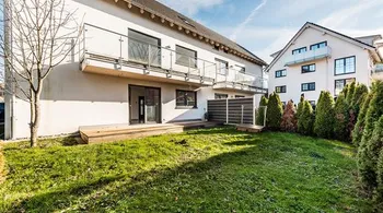 5.5-Zi.-Doppelhaushälfte, modern & ruhig, Lanzenneunforn