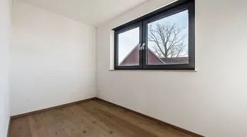 5.5-Zi.-Doppelhaushälfte, modern & ruhig, Lanzenneunforn