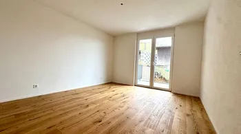 Neubau 3.5-Zi.-Wohnung mit Balkon in Oberbuchsiten mieten