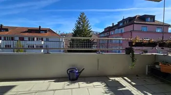 Helle 4.5-Zimmer-Wohnung mit Panoramabalkon in Bern Bümpliz – Ihr neues Zuhause mit Weitblick