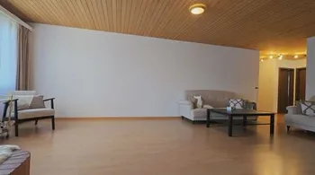 Helle 4.5-Zimmer-Wohnung mit Panoramabalkon in Bern Bümpliz – Ihr neues Zuhause mit Weitblick