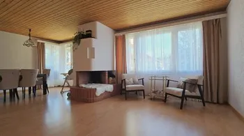 Helle 4.5-Zimmer-Wohnung mit Panoramabalkon in Bern Bümpliz – Ihr neues Zuhause mit Weitblick