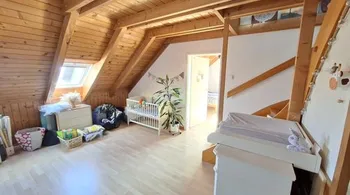 Helle 3.5-Zi.-Maisonette mit Balkon in Nuglar-St. Pantaleon