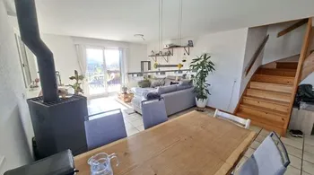 Helle 3.5-Zi.-Maisonette mit Balkon in Nuglar-St. Pantaleon