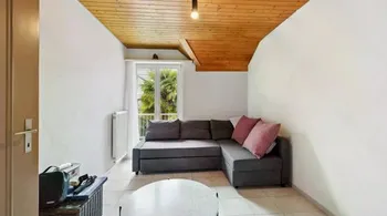 4.5-Zimmer-Reiheneckhaus mit Garten - Stein AG, hell und ruhig