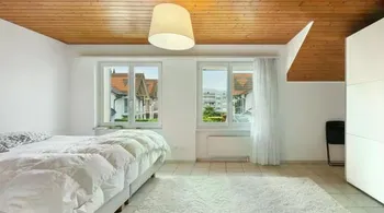 4.5-Zimmer-Reiheneckhaus mit Garten - Stein AG, hell und ruhig