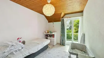 4.5-Zimmer-Reiheneckhaus mit Garten - Stein AG, hell und ruhig