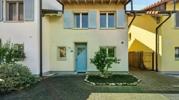 4.5-Zimmer-Reiheneckhaus mit Garten - Stein AG, hell und ruhig