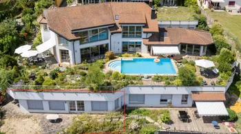 3.5-Zimmer-Terrassenwohnung mit Seesicht in Bellerive kaufen