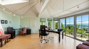 7.5-Zi.-Terrassenhaus mit Pool und Seesicht in Bellerive kaufen