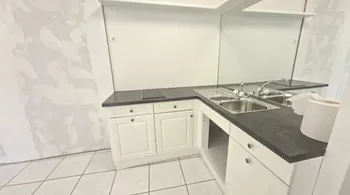 Helles Gewerbe-/Bürolokal in Nuglar, 91 m², Parkplatz inkl.