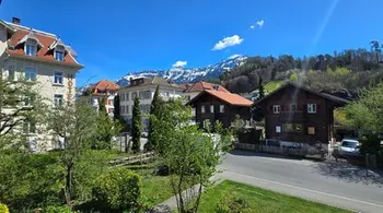 4.5-Zi.-Airbnb-Wohnung mit Balkon in Interlaken kaufen