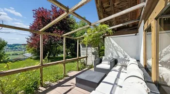 Einfamilienhaus mit grossem Garten, Charakter, Ruhe und herrlicher Fernsicht