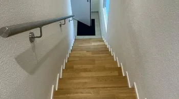 Möbliertes 1-Zimmer-Studio mit Neubau-Komfort in Fahrweid